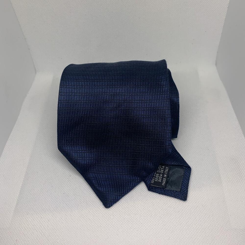 Daniel Milano Men’s Tie 100% Silk Blue W Squares